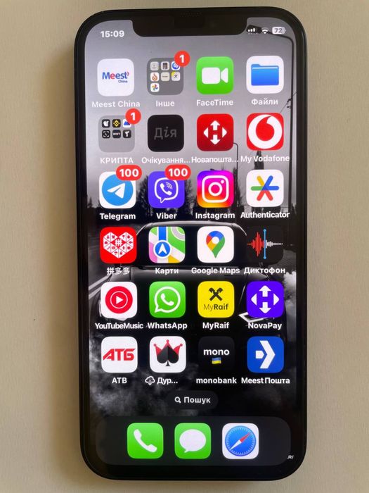 У продажі IPhone 12 64gb 87% акб чорного кольору + чохол + кабель