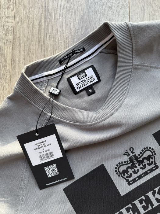 Свитшот Weekend Offender 2025