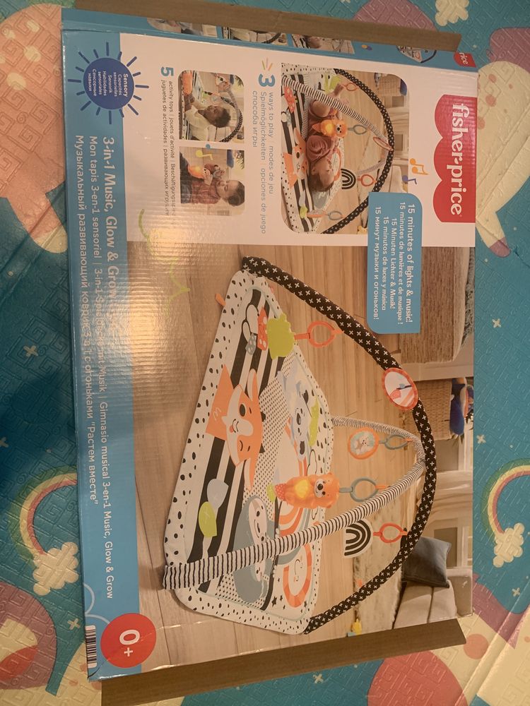 Игровой развивающий  коврик fisher price 0+