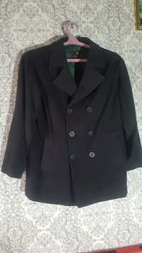Продам пальто Distinctive of England
