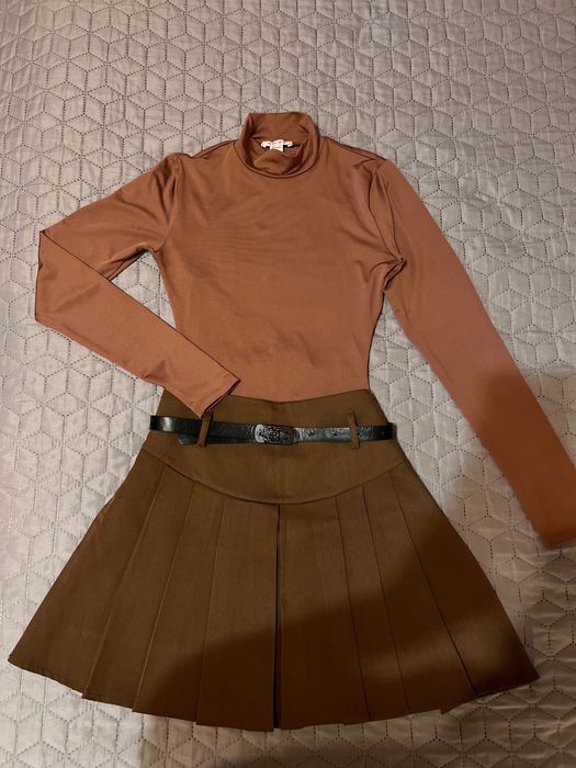 Продам міні спідницю з шортиками . Б/у