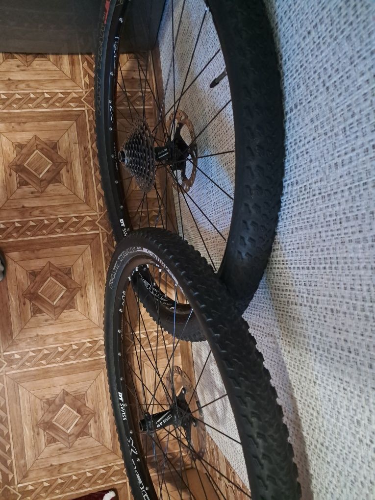 Вилсет DT Swiss X1900 Spline 20 (15x100mm | 12х142mm. 28" сц