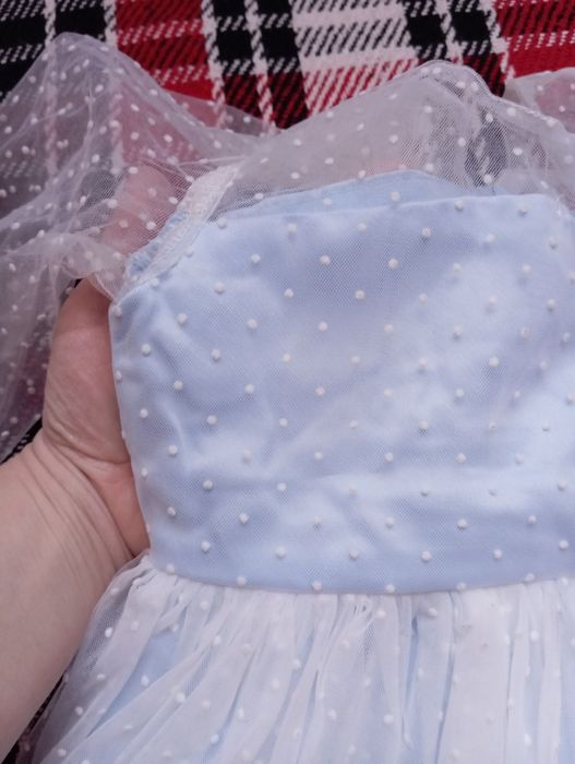 Святкова сукня для дівчинки