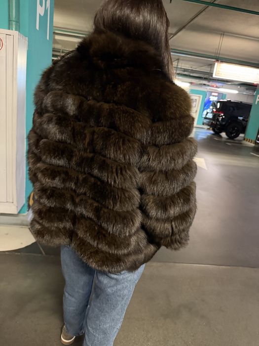 Продам шубу з хутра куниці під соболь