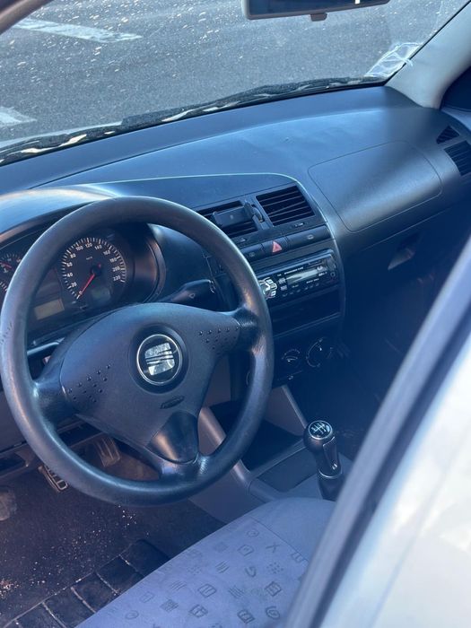 Seat Ibiza 1.0 impecável