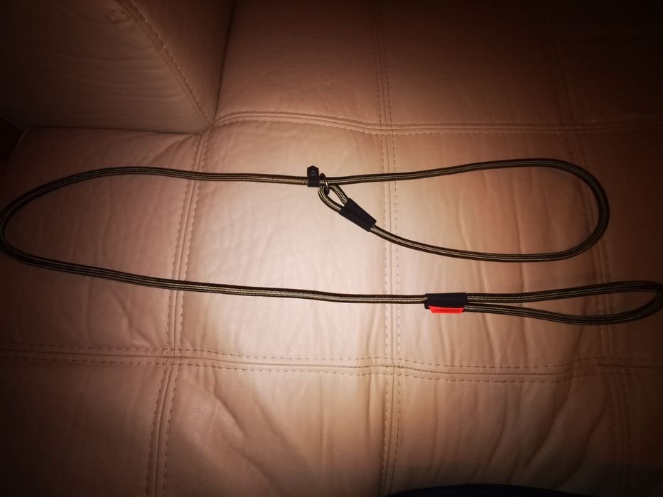 Trela com coleira 2 em 1/ da marca solognac / artigo novo