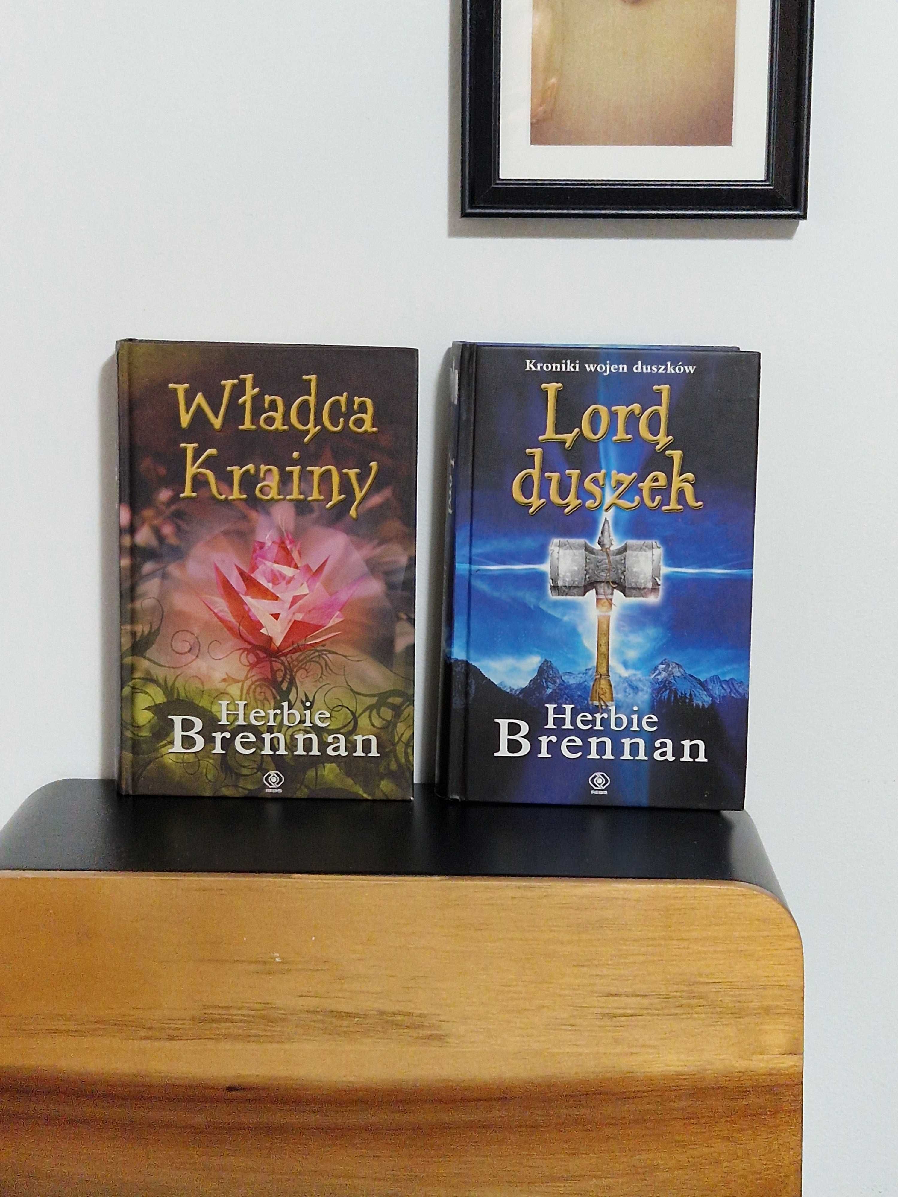 Dwie książki Herbie Brennan "Władca Krainy" i "Lord Duszek"