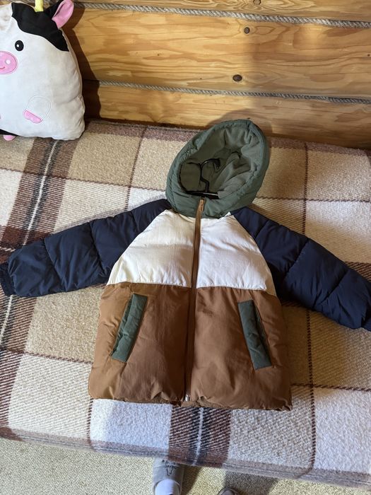 Курточка Zara на хлопчика холодна осінь тепла зима 3-4 роки