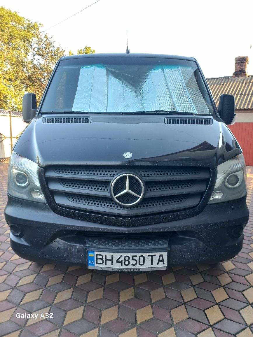 Продам Mercedes Sprinter 2015 года 2.2 дизель