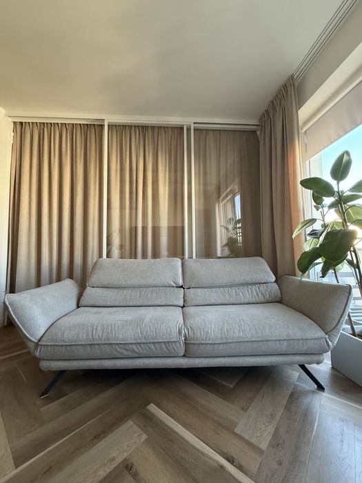 Hukla rozkładana sofa, różne konfiguracje siedzenia. Jak NOWA!