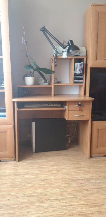 Regał meblowy pokojowy