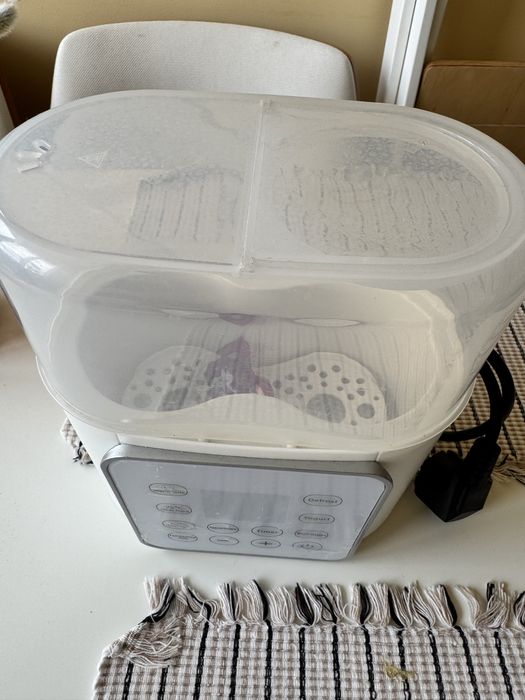 Стерилізатор для пляшечок та пустушок