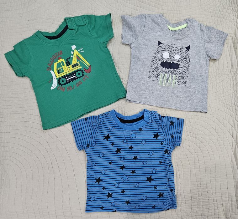 Набір футболок Primark на 6-9 місяців (74 см)