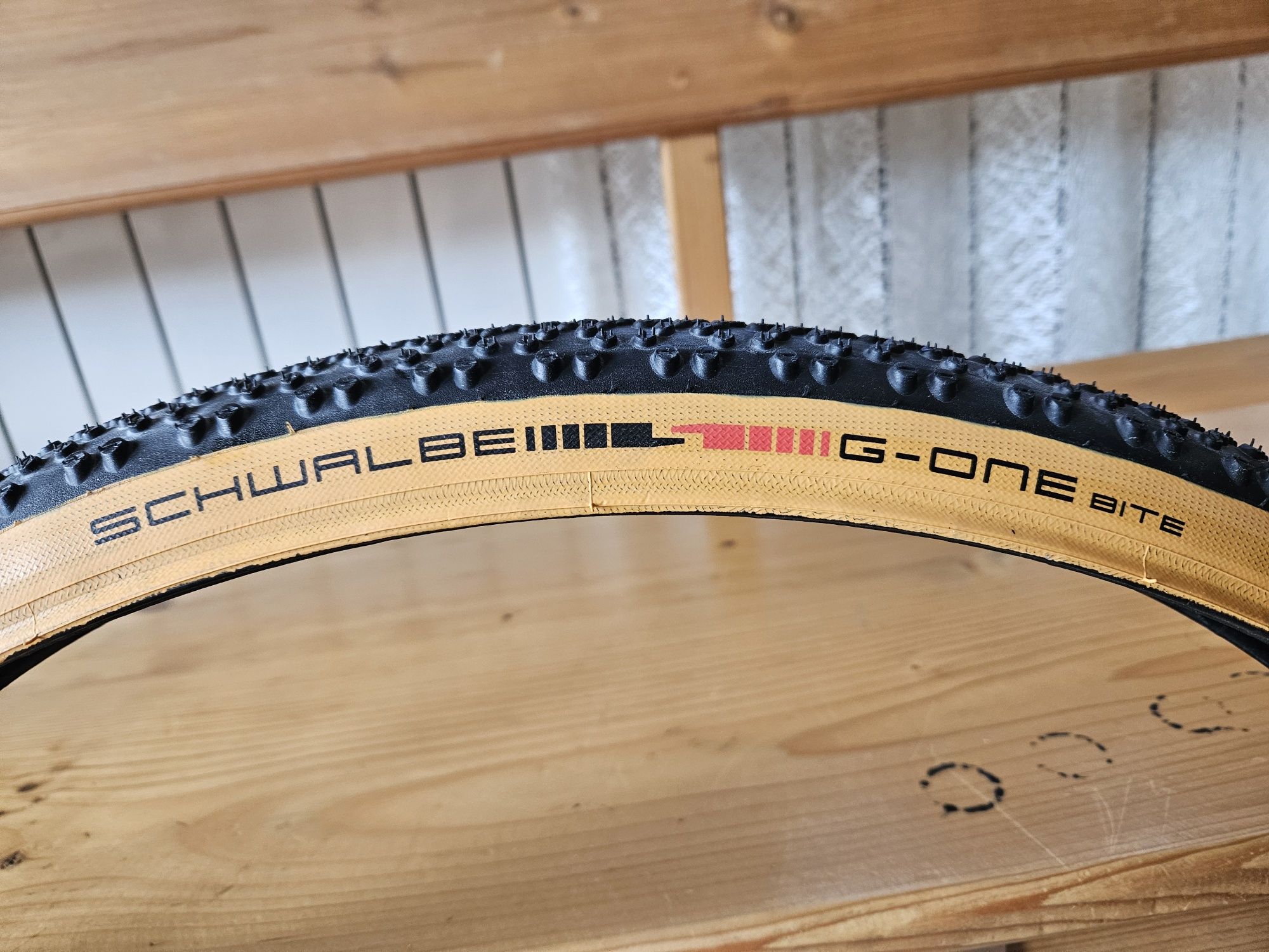 Schwalbe G-One Bite 27.5x1.5 650x38B