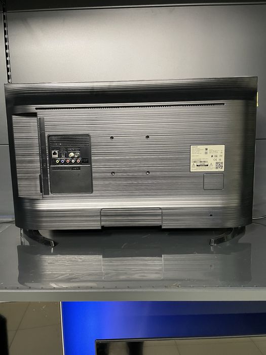 32ʼ Samsung UE32T5300. Новий.