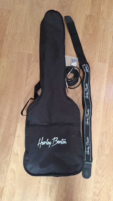 Harley Benton ST-Junior BK - com pouco uso