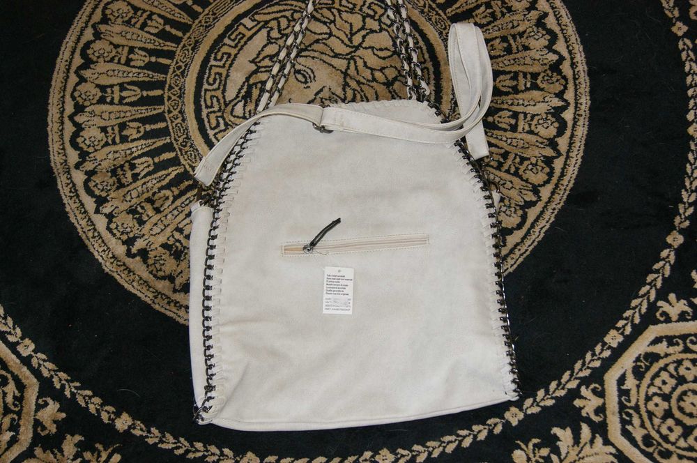 Mala em pele moderna NOVA