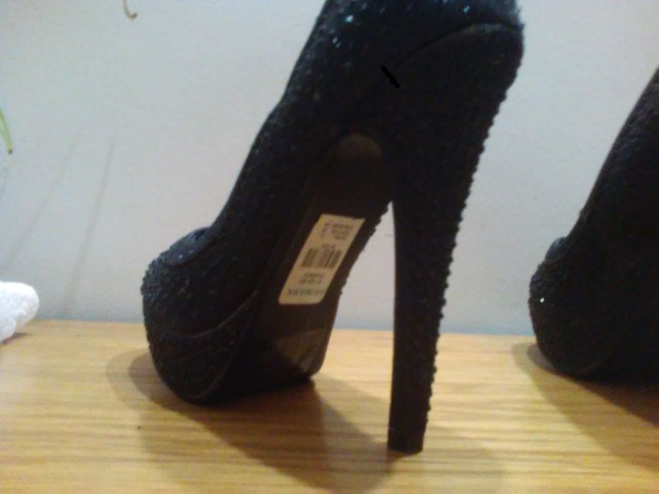 buty,szpilki roz.38-NOWE-czarne mieniące się,wesele, bal