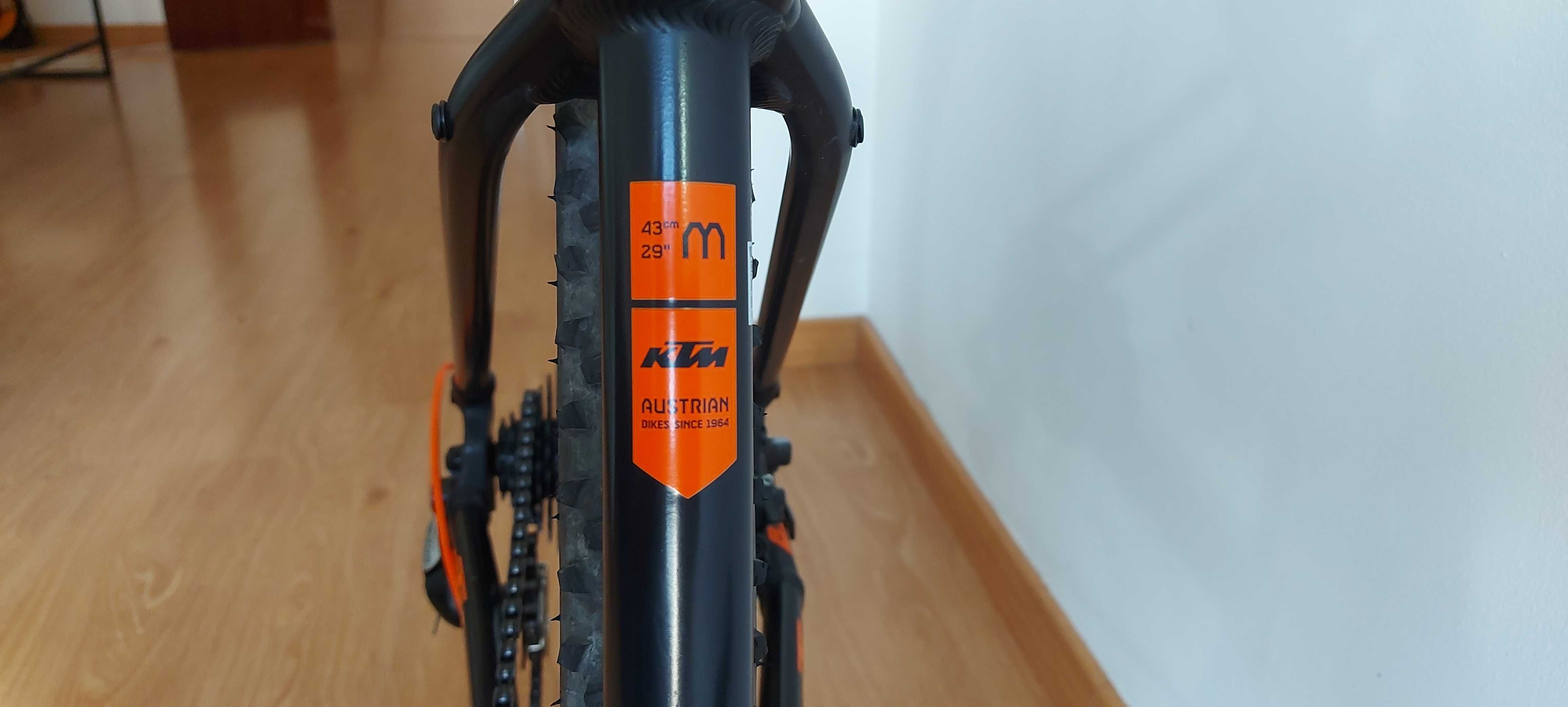 Bicicleta de montanha KTM Chicago