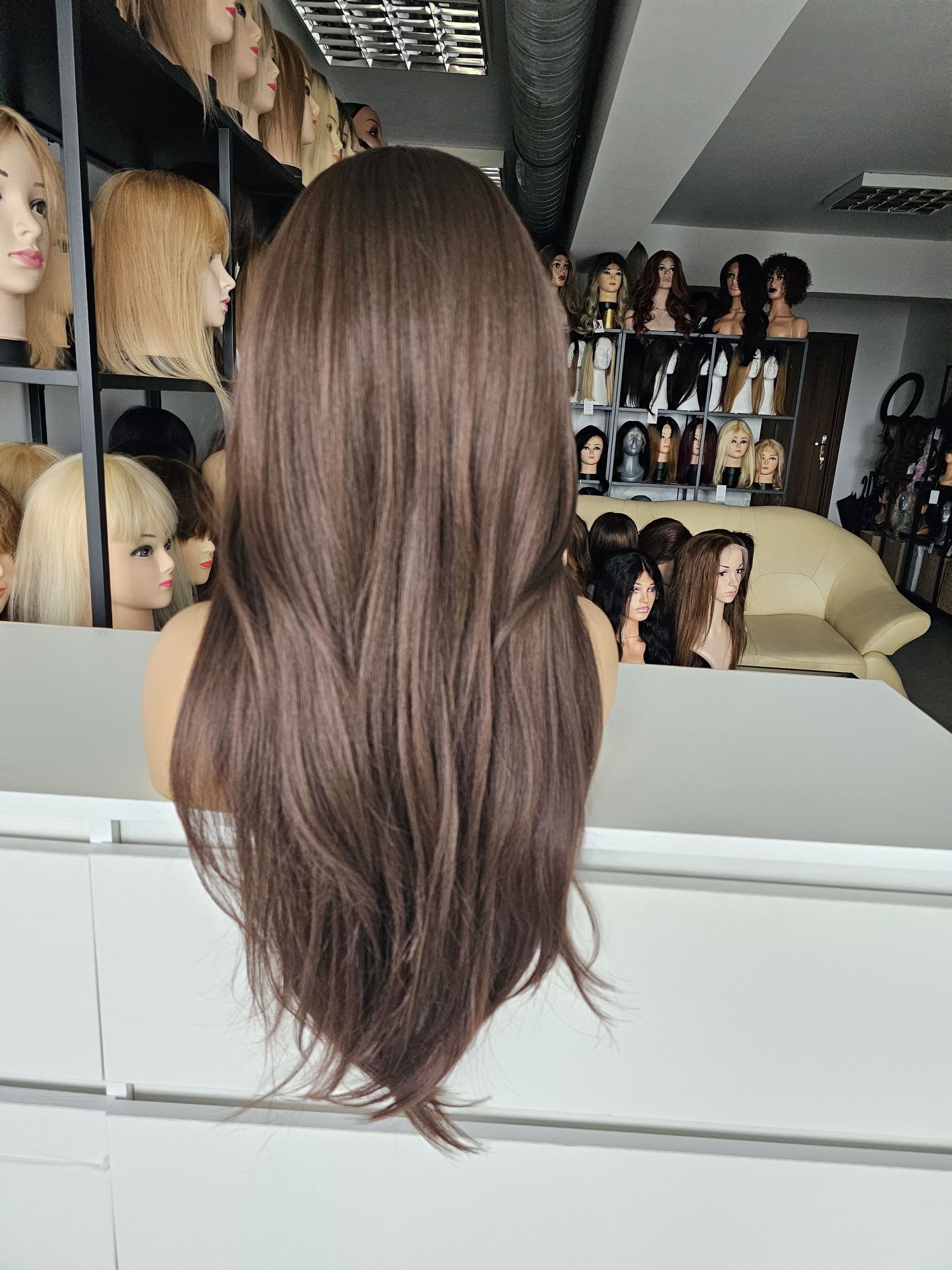 Długa lekka peruka premium naturalny brąz lace front Kim