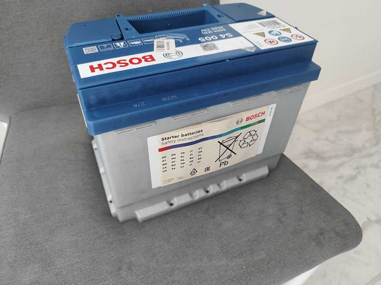Автомобільний акумулятор BOSCH s4 005