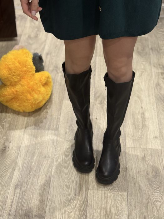 Чоботи труби нові