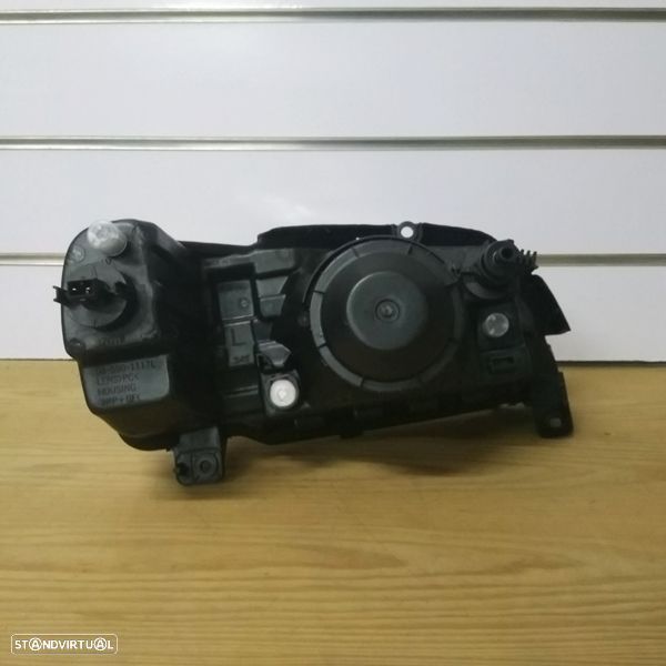 Farol Peugeot 106 modelo: 1996 até 2001 novo