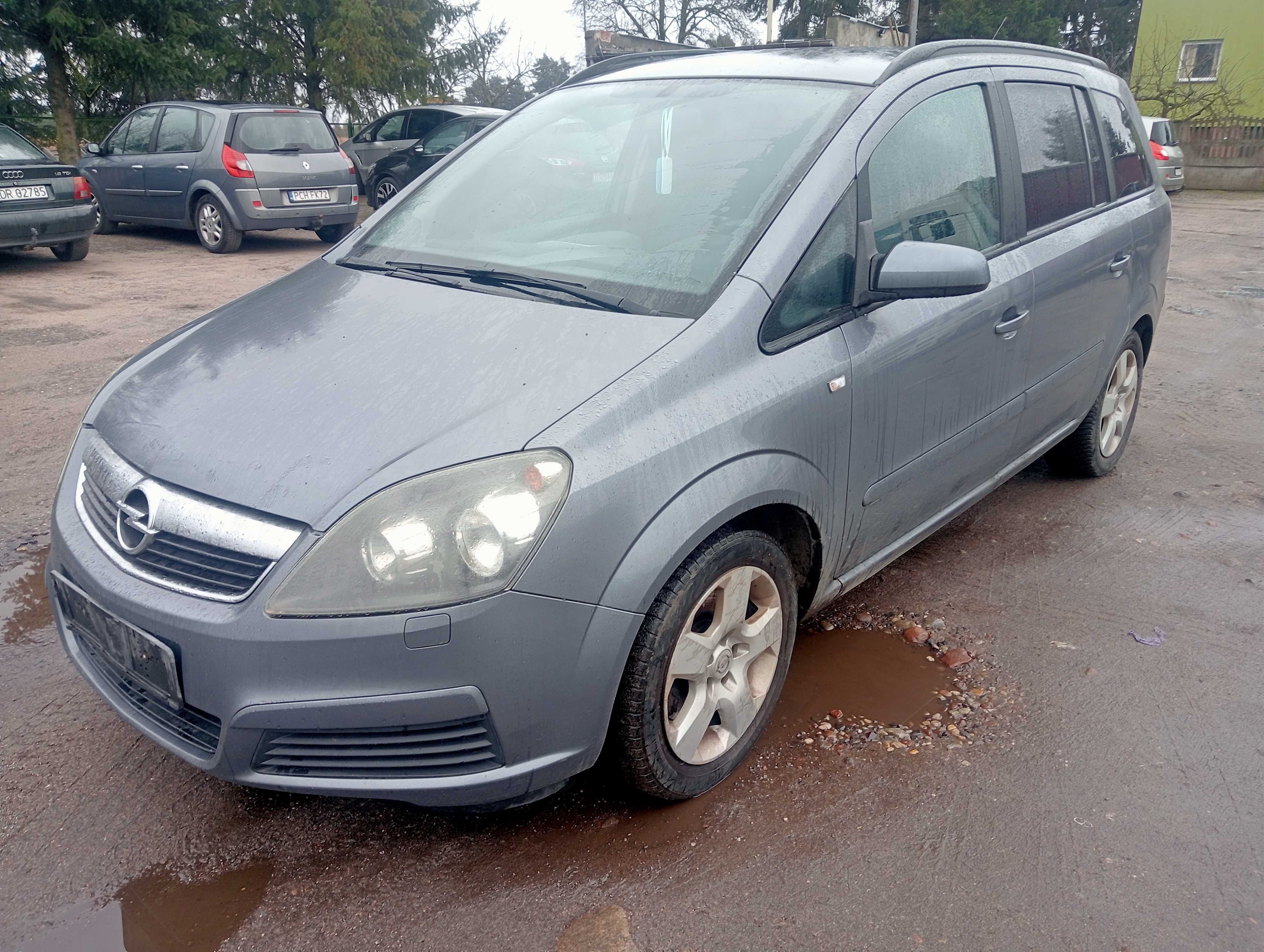 Zafira 2005 2.2  7osobowy