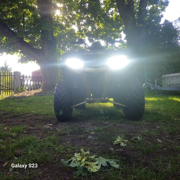 Polaris 300 hawkeye 2007