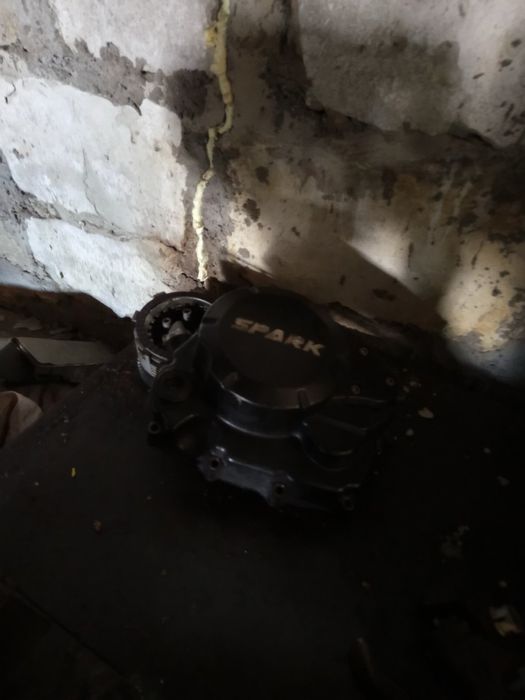 Продам запчастини на мотор мотоцикла