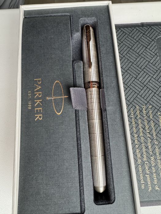 Як Нова Срібна ручка з золотим пером 750 проба PARKER SONNET 17 Silver