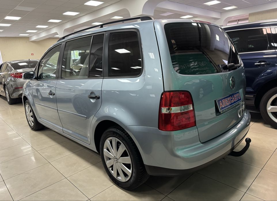 Volkswagen Touran 1.6МРi 8V 5МКПП 2006 р.в. (102 к.с.)