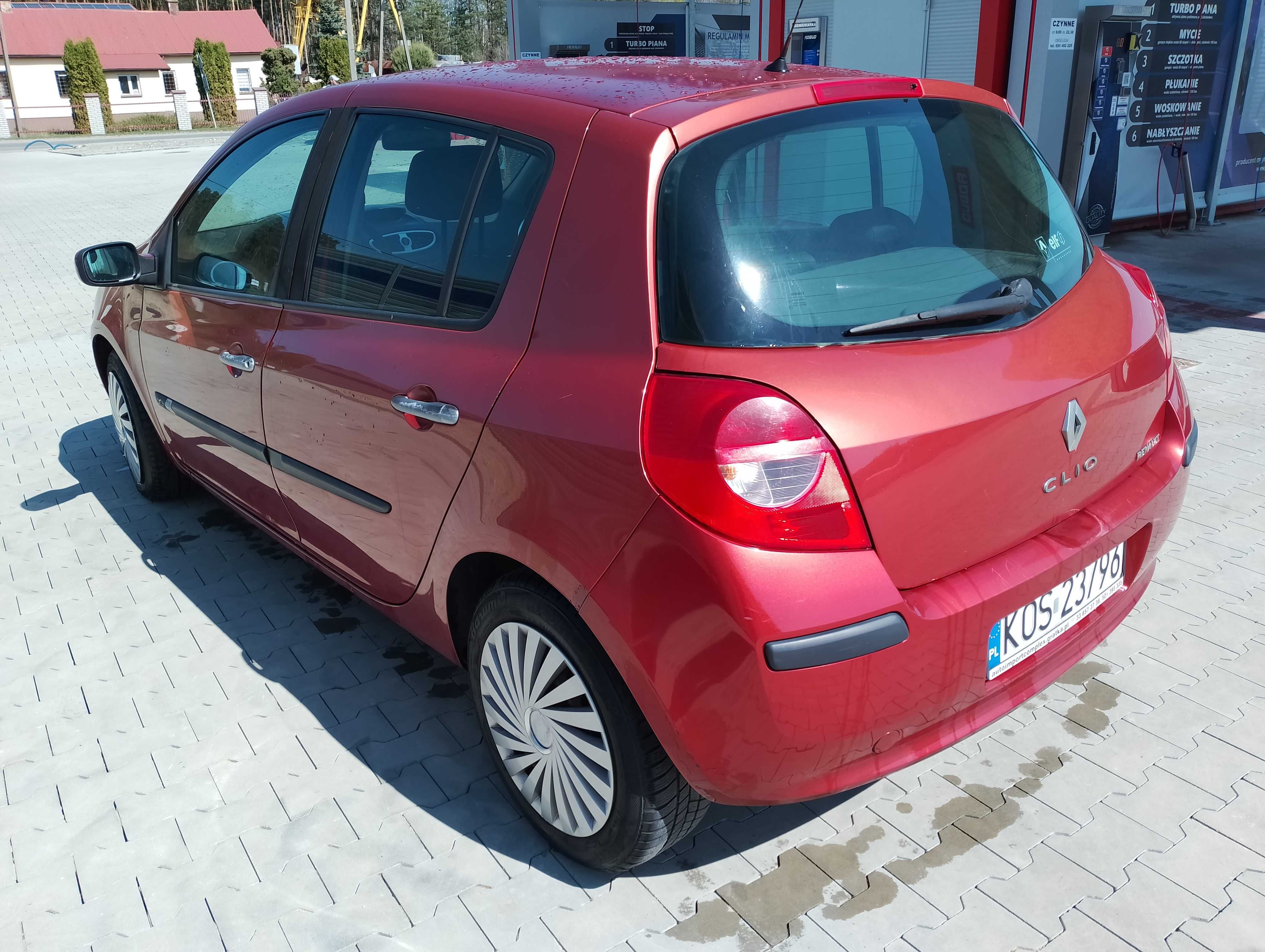 Renault Clio.   1.5 dCi  2006r