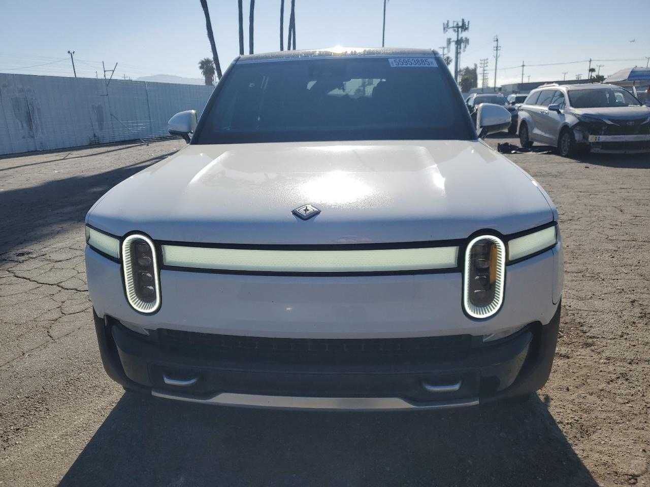 Двері Rivian R1T Розборка Рівіан Запчастни Ривиан Черверть Rivian R1T