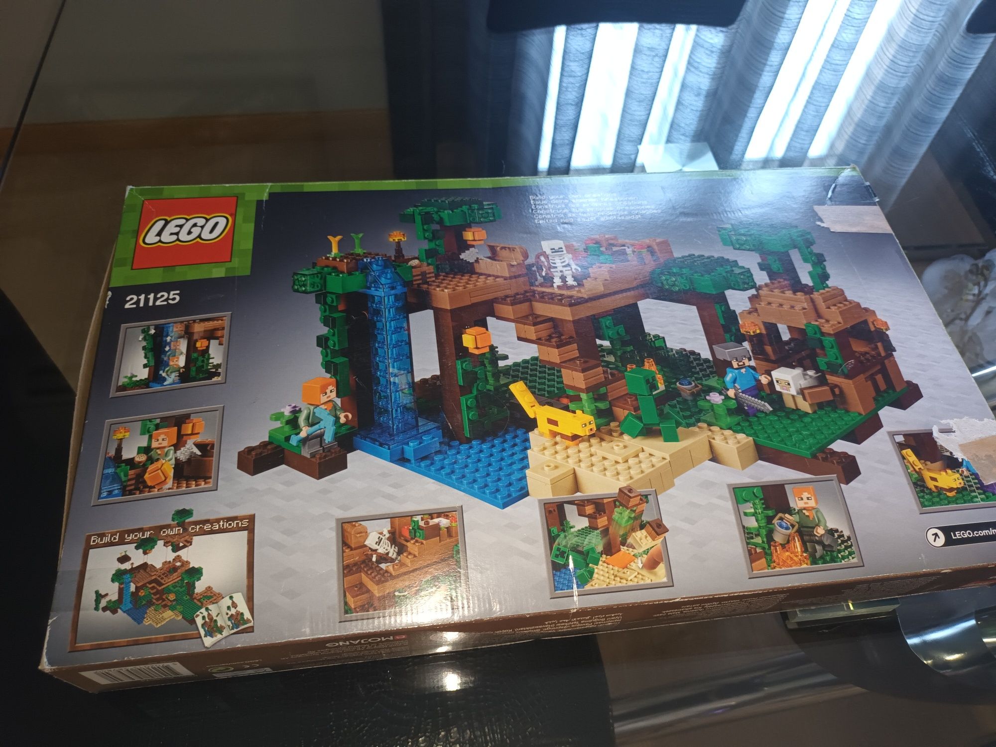 A Casa da Árvore da Selva (LEGO Minecraft 21125)