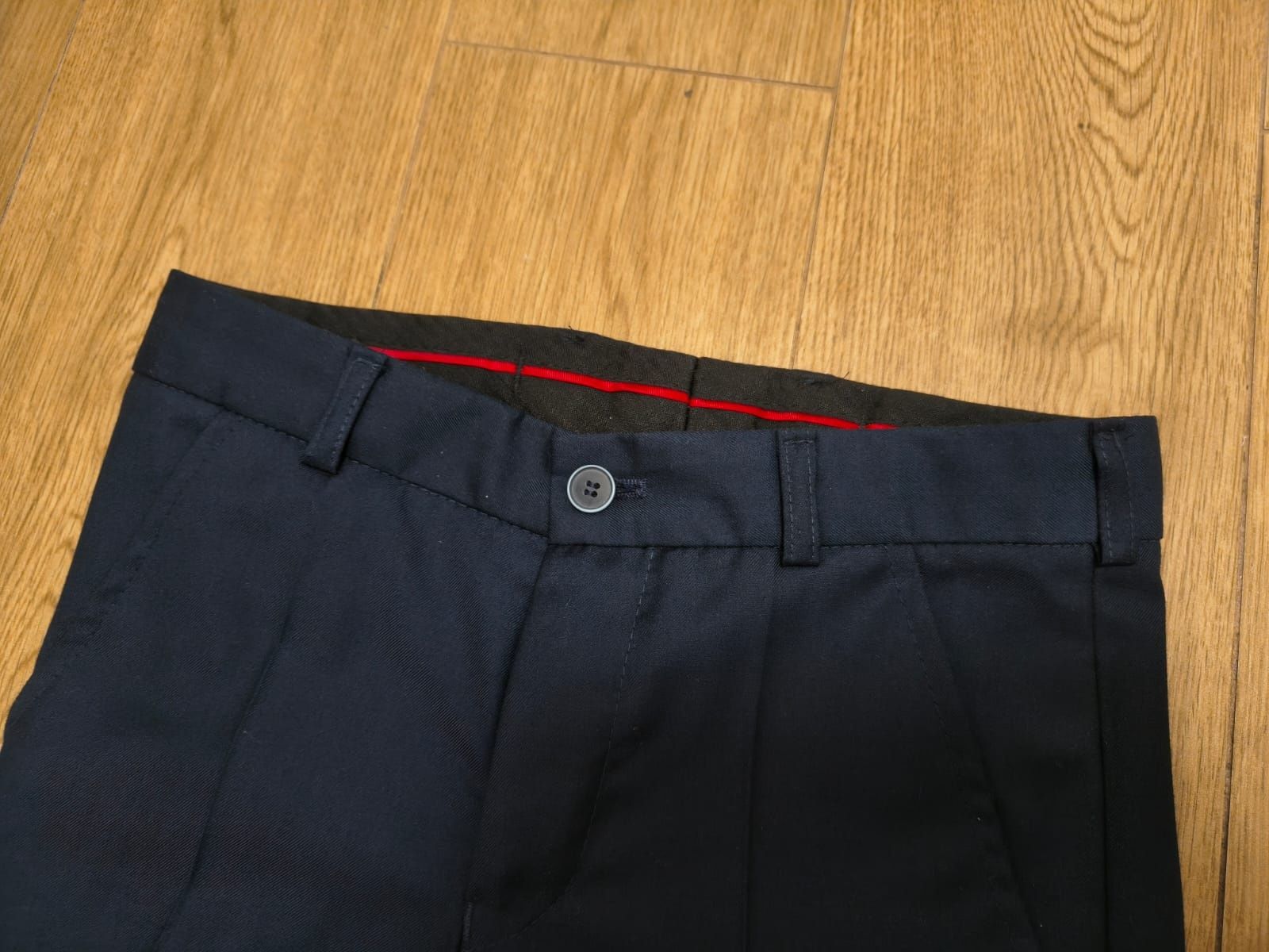 Spodnie do garnituru 140 cm