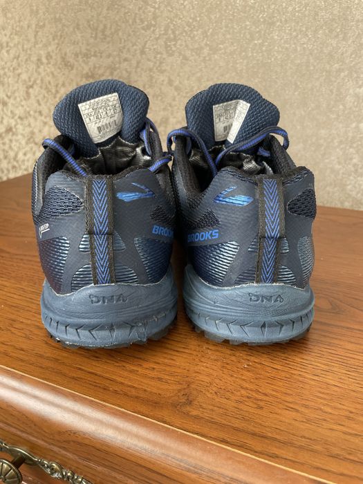 Brooks Cascadia gore-tex чоловічі кросівки (42,5 роз