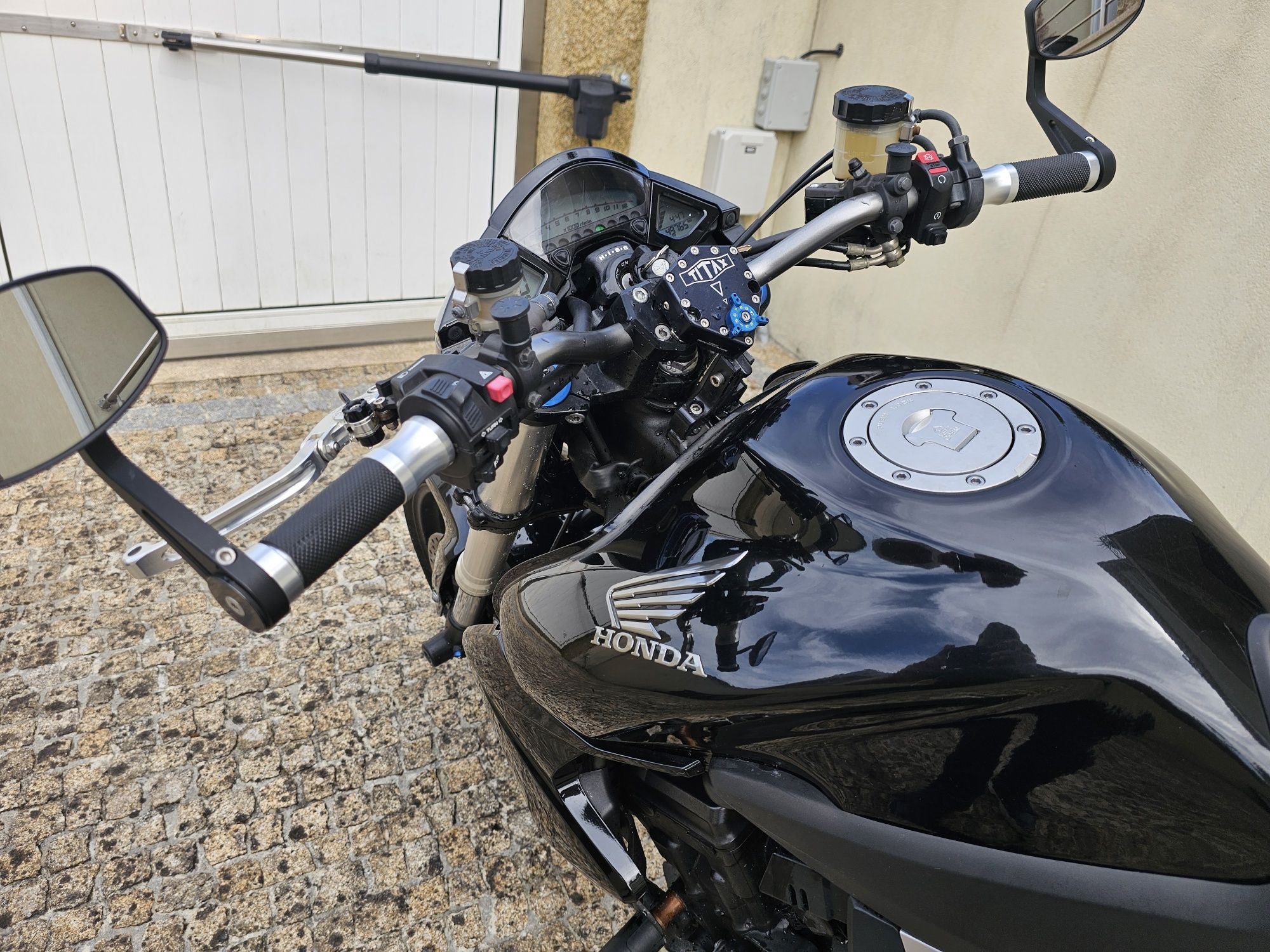 Honda CB 1000R ( SC60 )