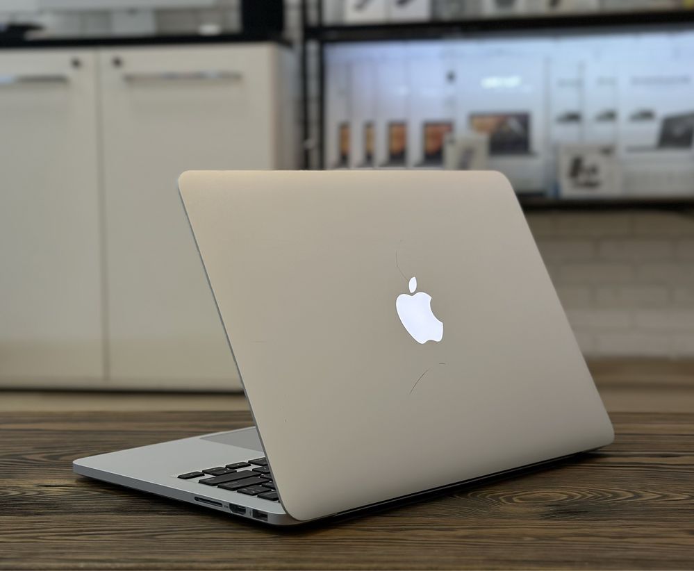 MacBook Pro Retina 13 2015 i7 3,1 8/512 Магазин Гарантія