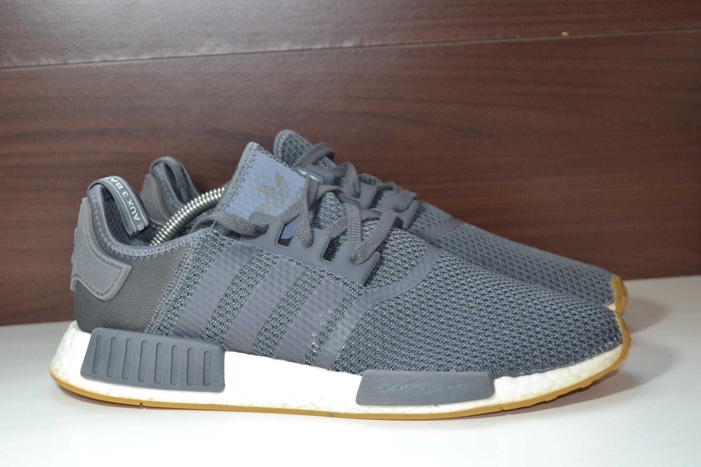 adidas nmd r1 (b42199) 45-46р кроссовки оригинал