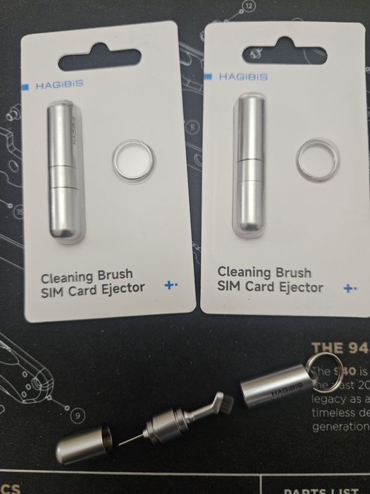 Hagibis CP02, щіточка для чистки смартфону+ежектор сім