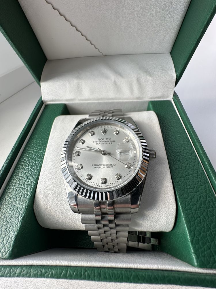 Продам часи під бренд Rolex OYSTER PERPETUAL DATEJUST, стан ідеальний