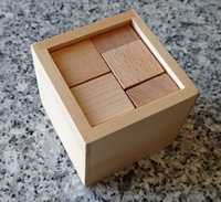 Puzzle - Cubo Prisioneiro (Quebra-cabeças)