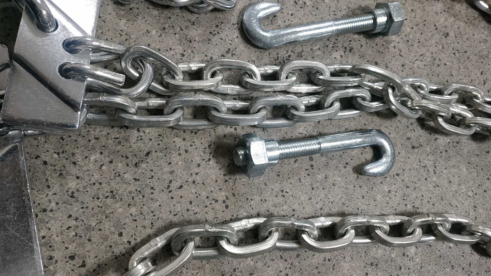 Цепи противоскольжения для грузовика. ПДВ.
