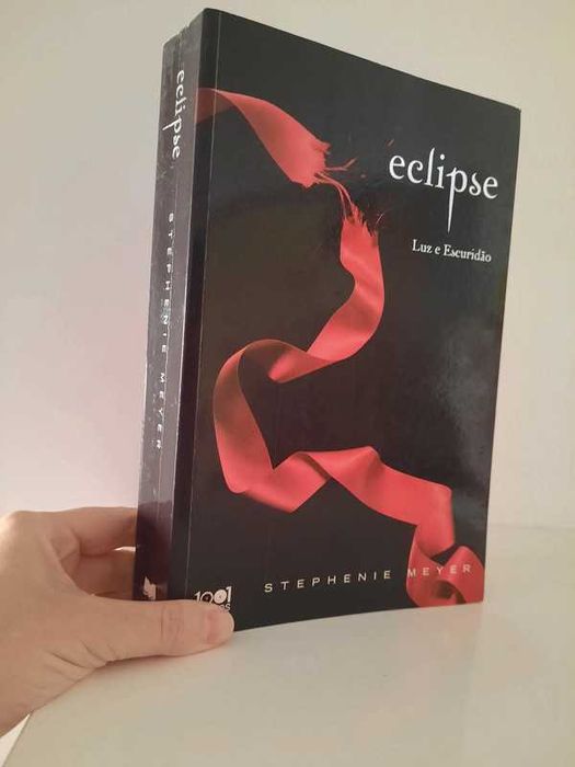 Livro Da Saga Twilight de Stephenie Meyer