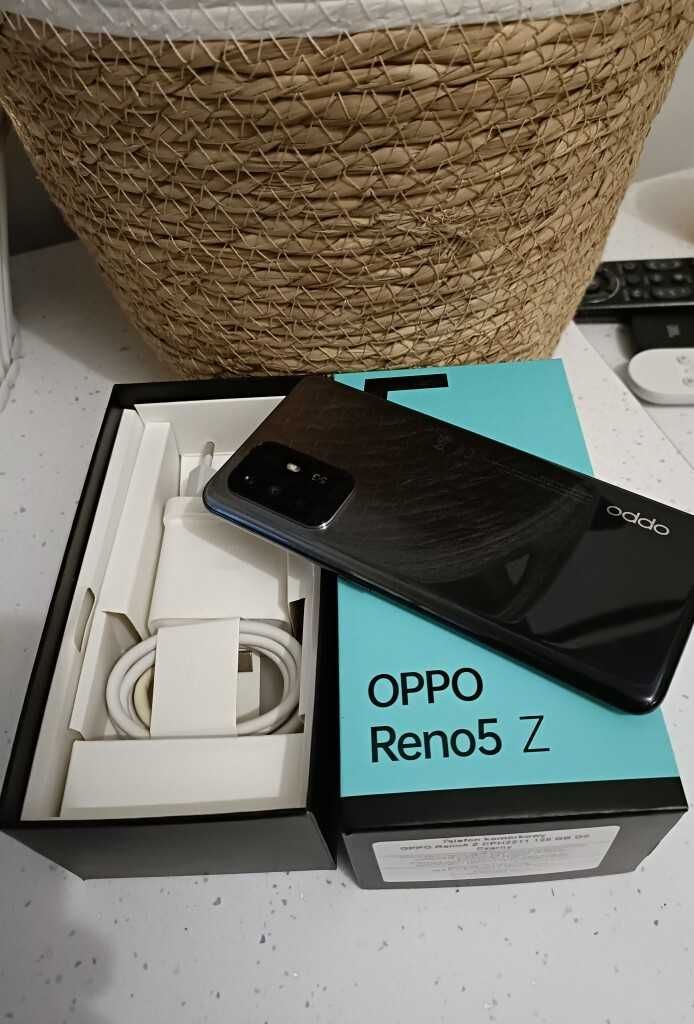 Nowy smartfon OPPO Reno5 Z 5G.