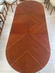 Mesa de jantar clássica estilo D. Maria