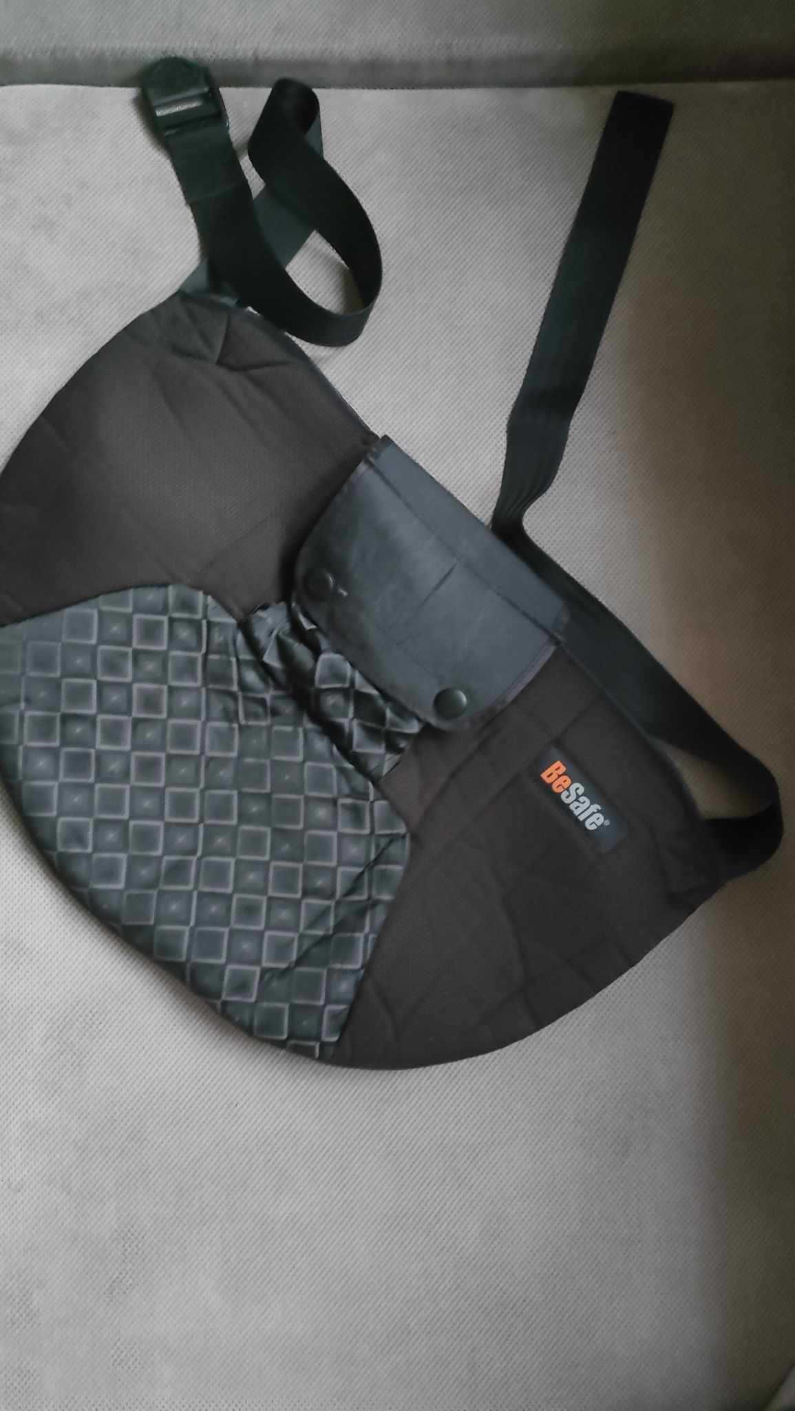 BeSafe pas ciążowy do samochodu