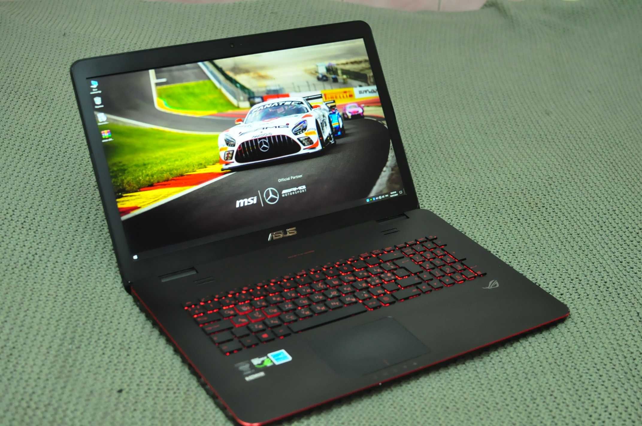 Игровой ноутбук Asus ROG G771 ( Core i7 /16Gb/SSD+HDD/Geforce -4Gb)