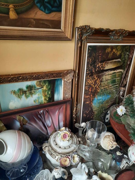 Obrazy wazy  figurki